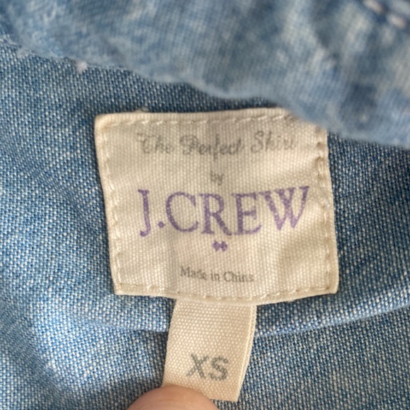 J Crew half placket Chambray Shirt size XS - Picture 3 of 5